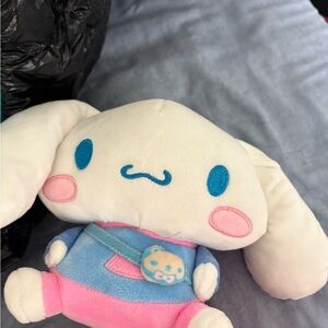 Sanrio plushies sold together:)